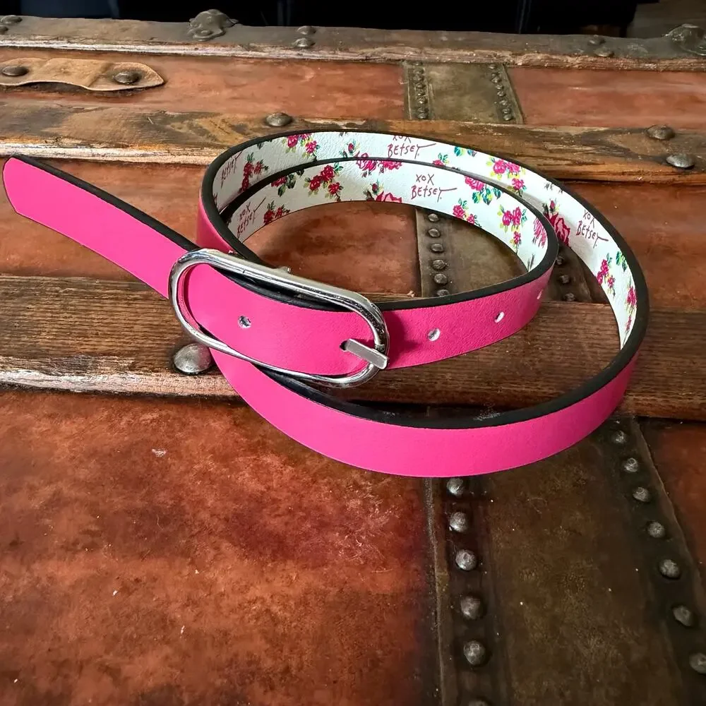 Betsey Johnson Pink Floral on White 3/4
